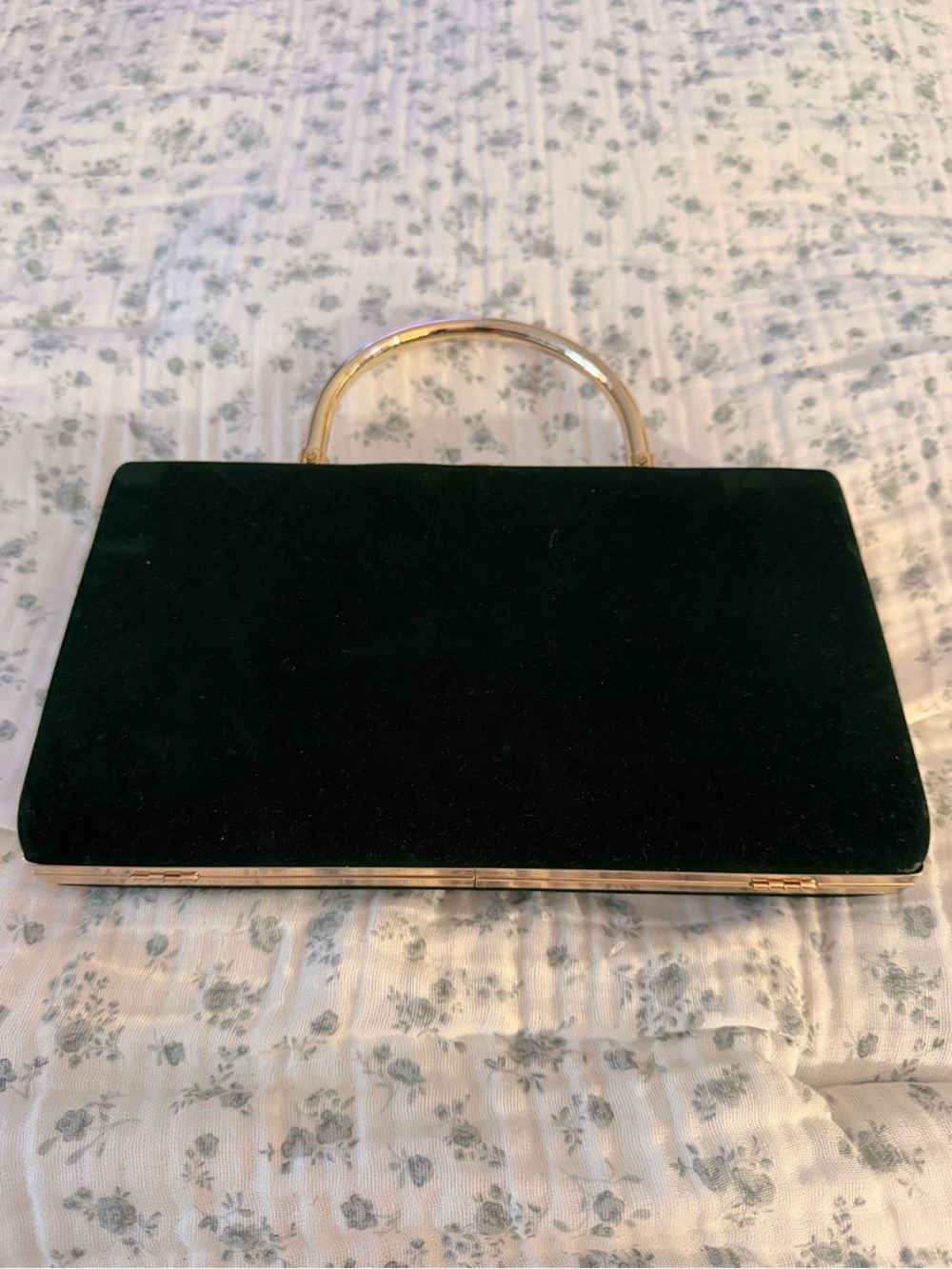 House of Harlow 1960 Emerald Green Velvet Box Clutch with Gold Handle - Picture 6 of 12